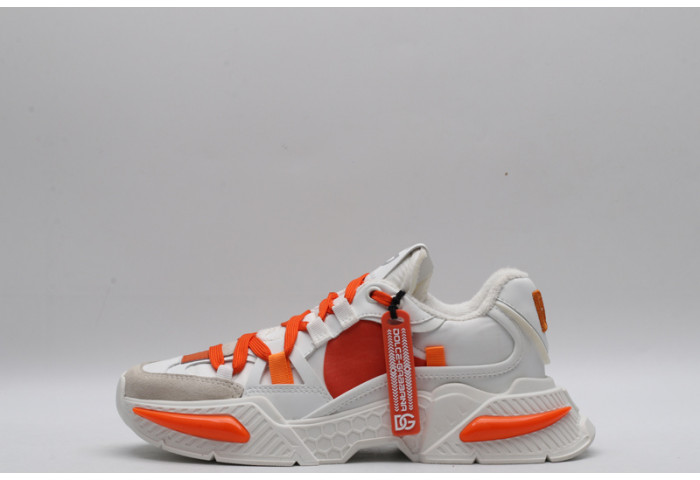 dg  sneakers  dg -050