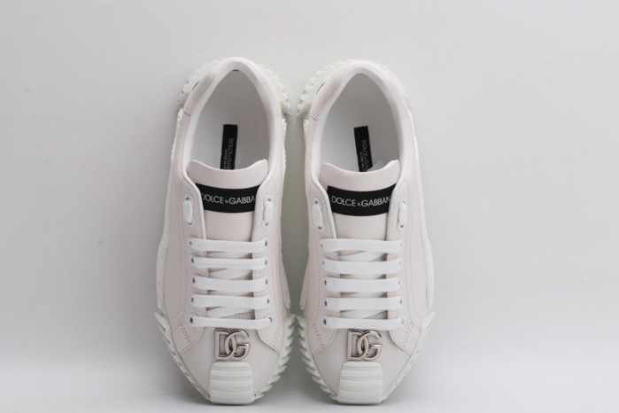 dg  sneakers  dg -057