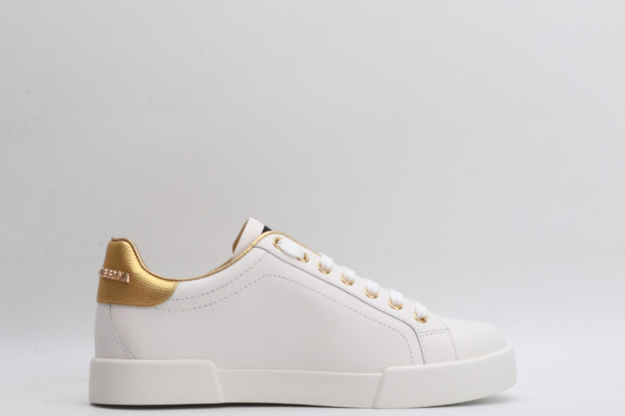 dg  sneakers  dg -051